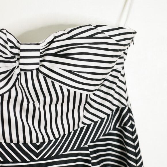 Modcloth Minuet NWT Strapless Black White Striped Mini Dress Large - Picture 3 of 8